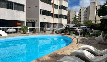 Apartamento com 3 quartos à venda em Cocó - CE