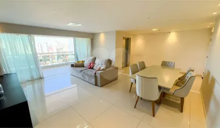Apartamento com 4 quartos à venda em Fátima - CE