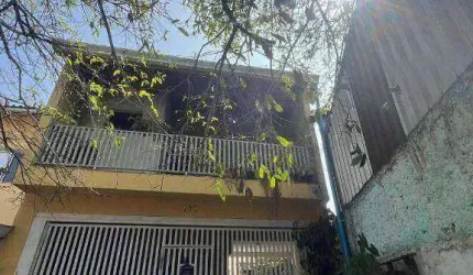 Sobrado com 4 dormitórios à venda, 195 m² por R$ 750.000,00 - Piraporinha - Diadema/SP