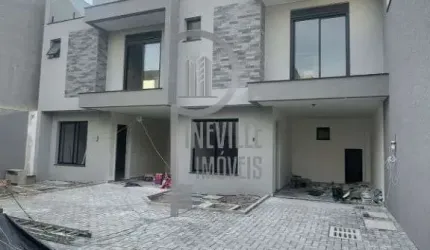 Casa a venda com 3 dormitorios no bairro Capao da Imbuia em Curitiba
