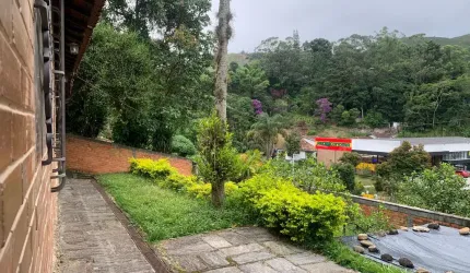 Casa à  venda no Carangola  Petrópolis