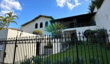Casa para Venda em Ipatinga, Castelo, 5 dormitórios, 2 suítes, 3 banheiros, 4 vagas