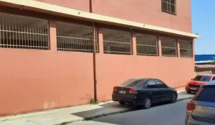 Salão, 600m², à venda em São João de Meriti, Éden