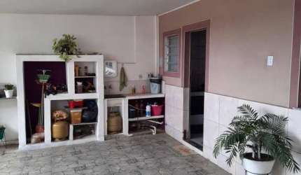 Casa com 2 quartos, 57m², à venda em São João de Meriti, Grande Rio