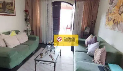 Sobrado à venda, 133 m² por R$ 600.000,00 - Vila Scarpelli - Santo André/SP