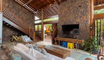 CASA 5 SUÍTES EM PRAIA DO FORTE