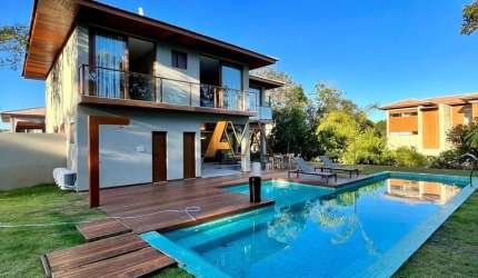 Casa à venda no bairro Praia do Forte - Mata de São João/BA