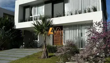 CASA DESLUMBRANTE COM 3 SUÍTES NO ALPHAVILLE LITORAL NORTE III -FRENTE MAR