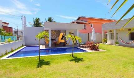 CASA 3 SUÍTES EM JACUÍPE