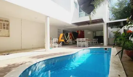 Casa à venda no bairro Alphaville I - Salvador/BA