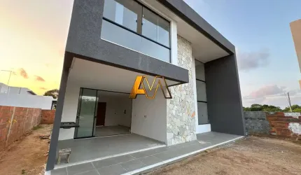LINDA CASA COM 4 SUÍTES E PISCINA COM PRAINHA EM GUARAJUBA