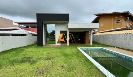 CASA 4/4 SENDO 2 SUÍTES EM JACUIPE
