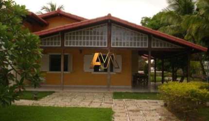 Casa à venda no bairro Portão - Lauro de Freitas/BA