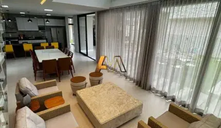 CASA ALTO PADRÃO COM 5 SUÍTES EM GUARAJUBA