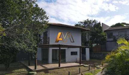 CASA 3/4 COM 2 SUÍTES EM PRAIA DO FORTE