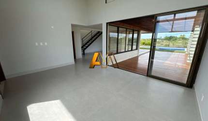 Casa à venda no bairro Praia do Forte - Mata de São João/BA