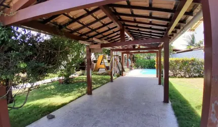Casa à venda no bairro GUARAJUBA - Camaçari/BA