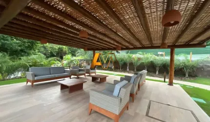Casa à venda no bairro Praia do Forte - Mata de São João/BA