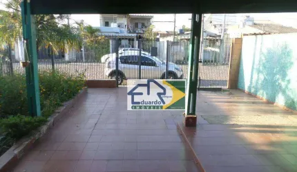 CASA 3 DORMITÓRIOS PRÓXIMO ESTAÇÃO