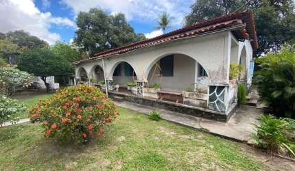 Vende Chácara com 4/4 - Vendo Oportunidade em Dias d'Ávila