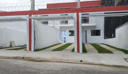 Sobrado recém construído com 2 dormitórios