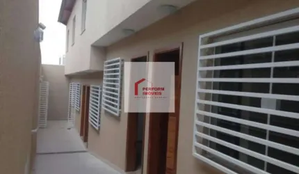 Sobrado em condomínio fechado para locação ou venda no bairro Vila Diva - SP.