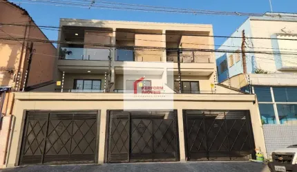 Sobrado frontal á venda com 3 dormitórios na Penha de França/SP.