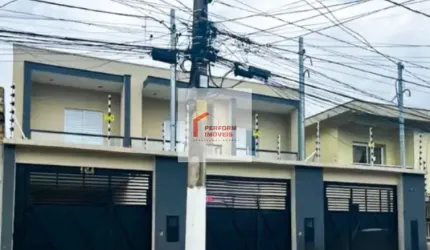 Sobrado frontal novo á venda com 3 dormitórios no bairro Vila Norma / SP.