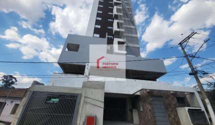 Apartamento com 2 dormitórios e gardem para venda no bairro Cidade Patriarca / SP.