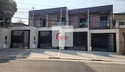 Sobrados Frontais com 3 dormitórios á venda no bairro Vila Guilhermina / SP.