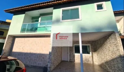 Sobrado á venda em condomínio fechado no bairro Itaquera / SP.