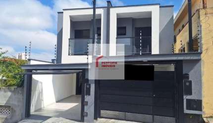 Casa à venda na Penha de França, São Paulo-SP: 3 quartos, 1 suíte, 1 sala, 2 banheiros, 2 vagas, 106m²!