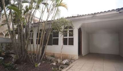 Casa de 199 m² com 03 quartos à venda por R$ 895.000 no Setor Nova Suiça - Goiânia/GO
