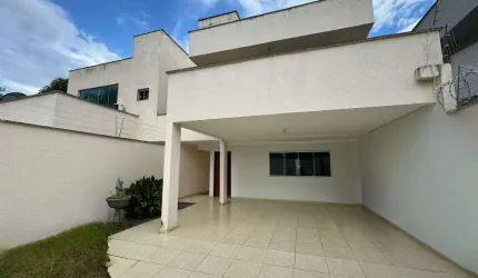Sobrado de 198 m² com 03 suítes à venda por R$ 1.100.000 no Setor Jaó - Goiânia