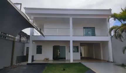 Sobrado de 300 m² com 04 quartos à venda por R$ 1.700.000 no Parque das Amendoeiras - Goiânia