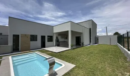 Casa de 207 m² com 03 suítes à venda por R$ 1.480.000 no Terras Alphas 1 - Senador Canedo