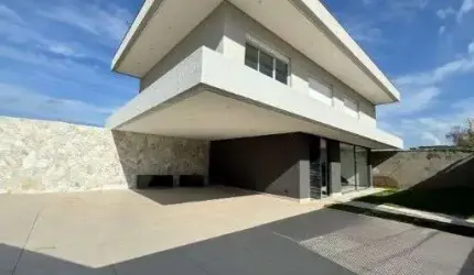 Sobrado de 285 m² com 04 suítes à venda por R$ 2.080.000 no Setor Jaó - Goiânia