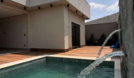 Casa com 3 dormitórios à venda, 220 m² por R$ 990.000,00 - Garavelo Residencial Park - Aparecida de Goiânia/GO
