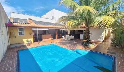 Casa de 245 m² com 03 quartos à venda por R$ 1.100.000 no Parque Anhangüera - Goiânia