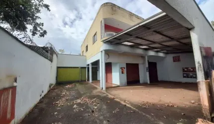 Sobrado comercial de 250 m² com 03 quartos para alugar por R$ 7.500/mensais no Setor Vila Rosa - Goiânia