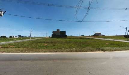 Terreno de 257,95 m² à venda, por R$ 322.437.50 no Jardins Versalhes - Aparecida de Goiânia