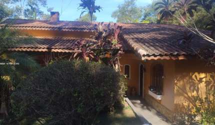 Chácara para Venda em Suzano, Meu Cantinho, 4 dormitórios, 2 suítes, 2 banheiros, 6 vagas