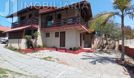 Casa Residencial com 6 quartos  à venda, 300.00 m2 por R$2500000.00  - Ingleses Do Rio Vermelho - Florianopolis/SC