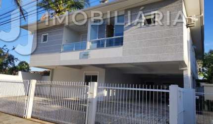 Apartamento três dormitorios