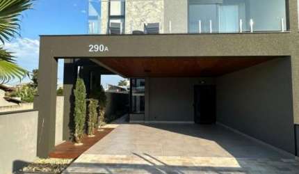 Casa Residencial com 3 quartos  à venda, 202.00 m2 por R$1650000.00  - Ingleses Do Rio Vermelho - Florianopolis/SC