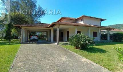 Casa Residencial com 4 quartos  à venda, 203.92 m2 por R$3724000.00  - Ponta Das  Canas - Florianopolis/SC