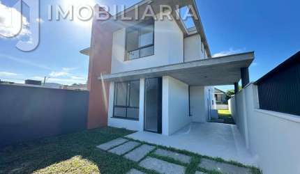 Casa com amplo pátio