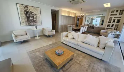 Maravilhoso apartamento, de frente, sol da manhã, porteira fechada, com lazer, a 2 quadras da praia!!
