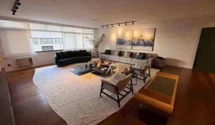 Maravilhoso apartamento, de frente, finamente decorado, porteira fechada, super bem localizado, no bairro do Boqueirão!!!
