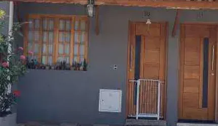 EXCELENTE SOBRADO EM CONDOMÍNIO FECHADO